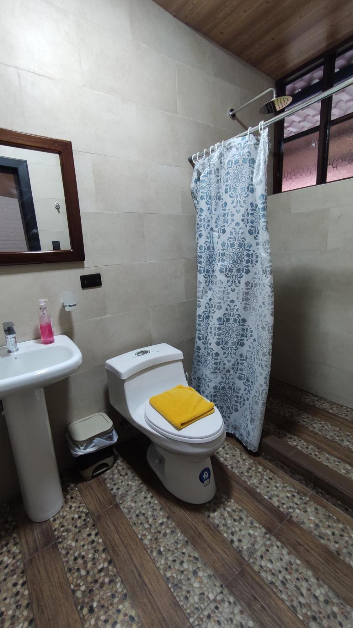 バーニョス Refugio De La Virgenヴィラ エクステリア 写真